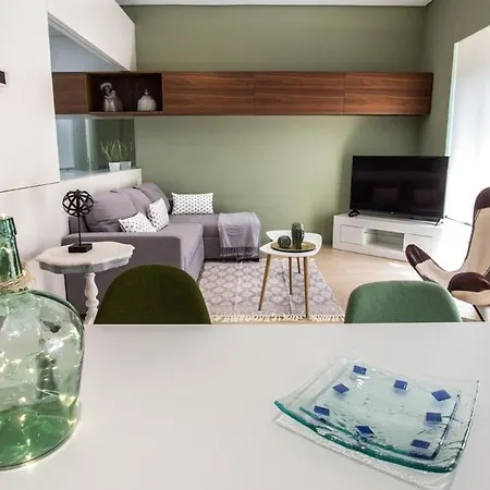 Apartamento Con Terraza شقة